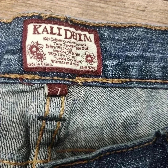 Kali Denim Womens Crop Capri Denim Jeans Distressed Juniors 7 - Picture 4 of 6